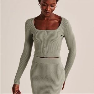 *SOLD* Abercrombie & Fitch Sweater